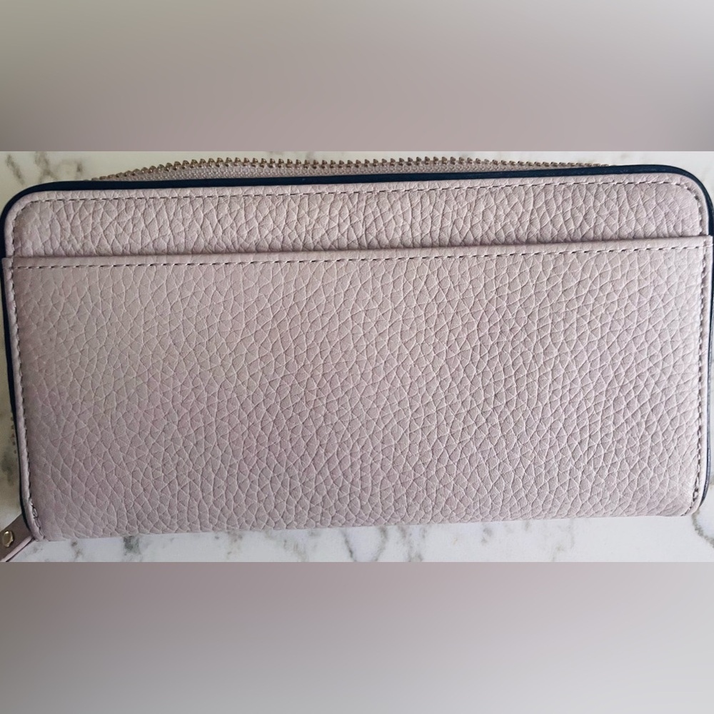 Kate Spade Wallet - Picture 2 of 5